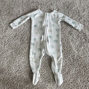 Pehr Cream Footed One-Piece with Pale Blue Sleepy Moons